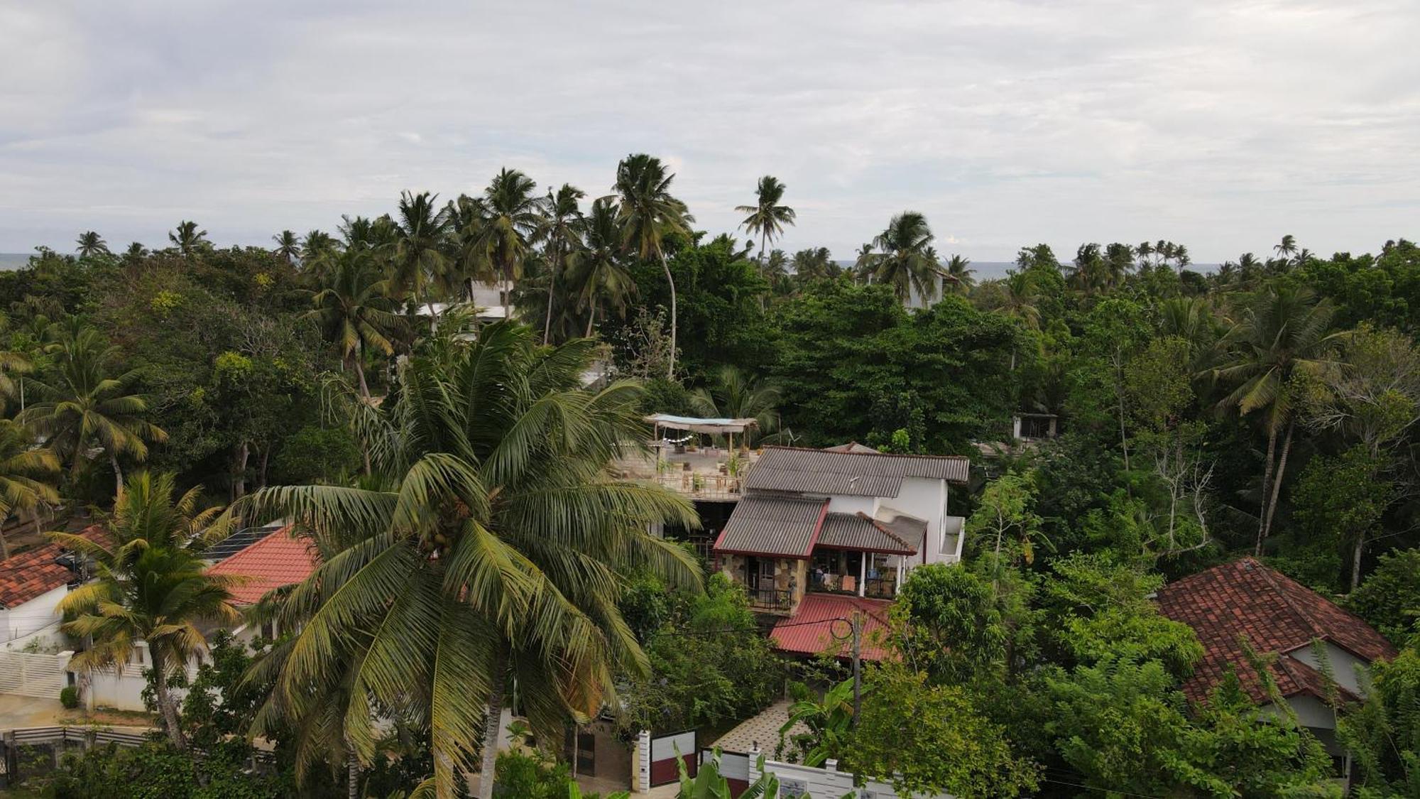 Passionfruit Homestay Matara Luaran gambar
